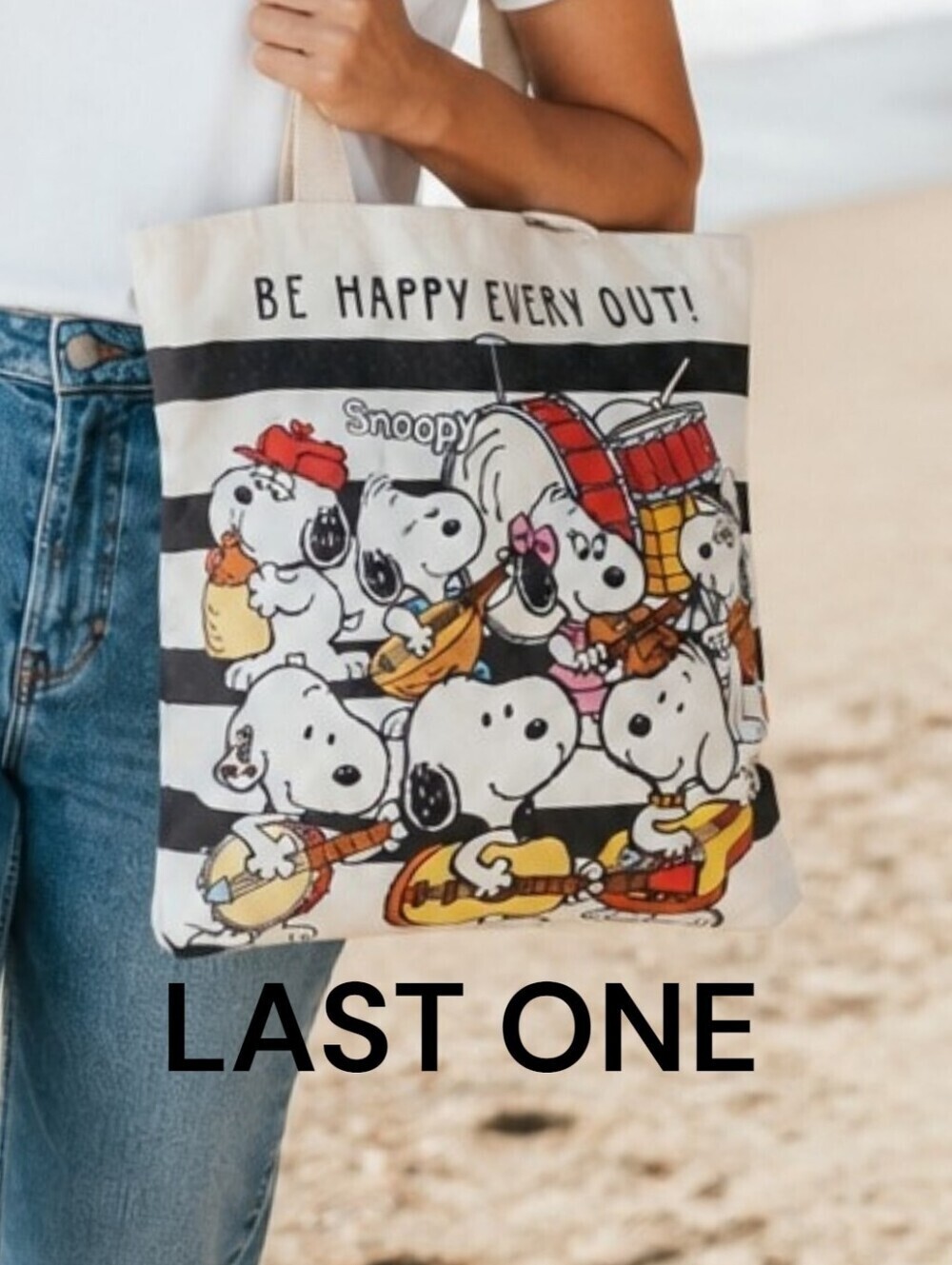Peanuts -Large Snoopy Canvas Tote Bag,Meet Snoopy's Family,Inside Pocket, Zipper